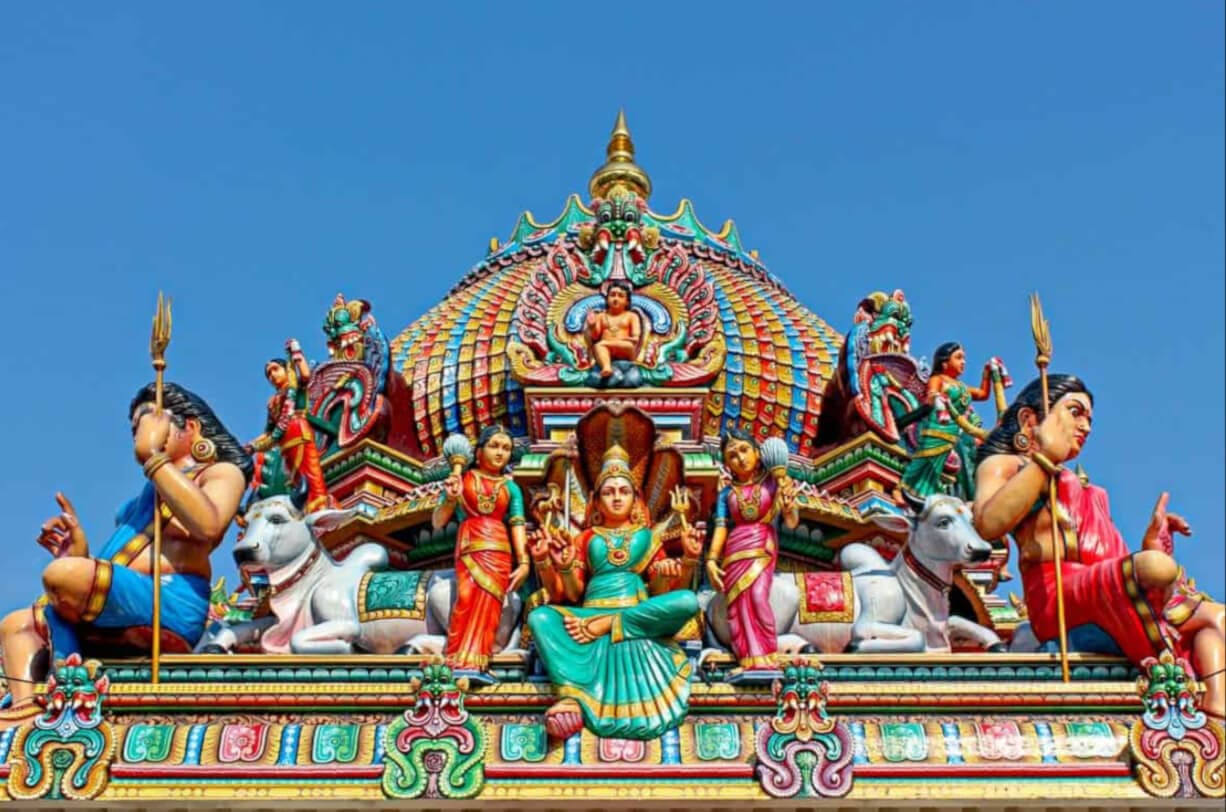 Sri Mariamman Temple in Singapore